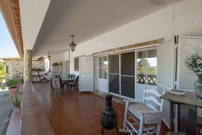 Moradia T3 para Venda em Nossa Senhora da Expectação