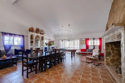 Moradia T3 para Venda em Nossa Senhora da Expectação