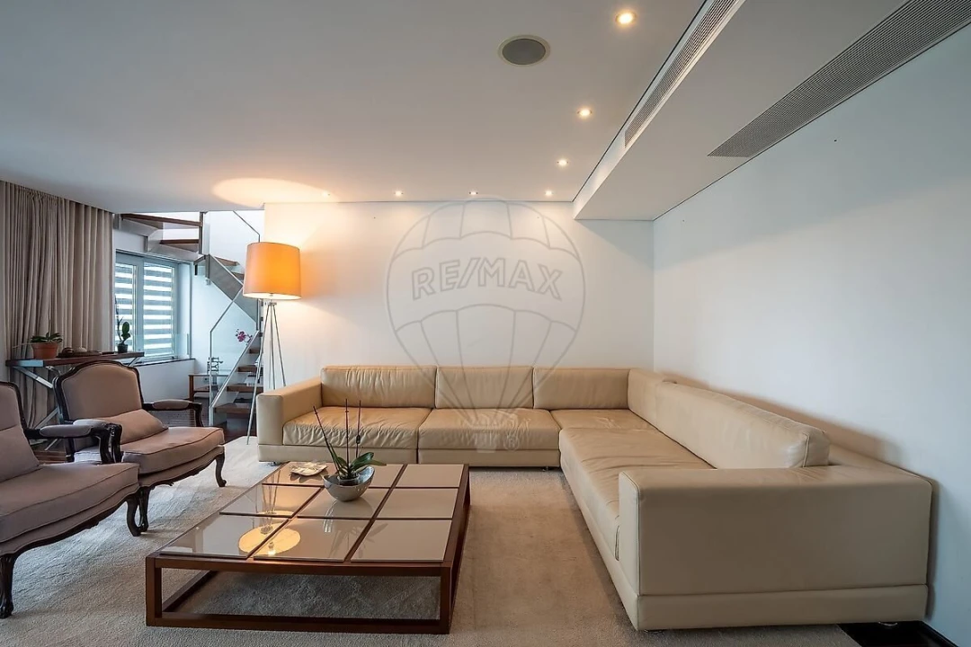 Apartamento T4 para Venda em Avenidas Novas Foto 12