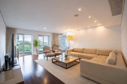 Apartamento T4 para Venda em Avenidas Novas