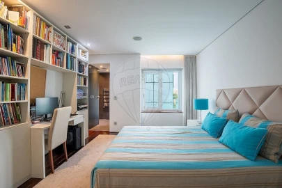Apartamento T4 para Venda em Avenidas Novas