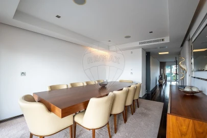 Apartamento T4 para Venda em Avenidas Novas