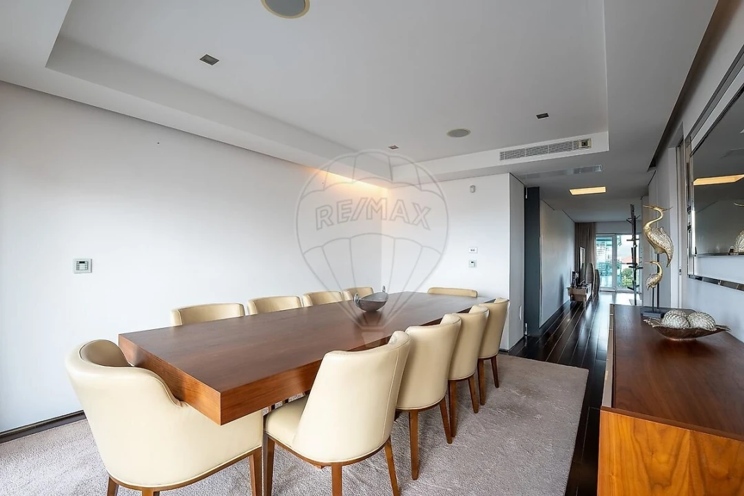 Apartamento T4 para Venda em Avenidas Novas Foto 9