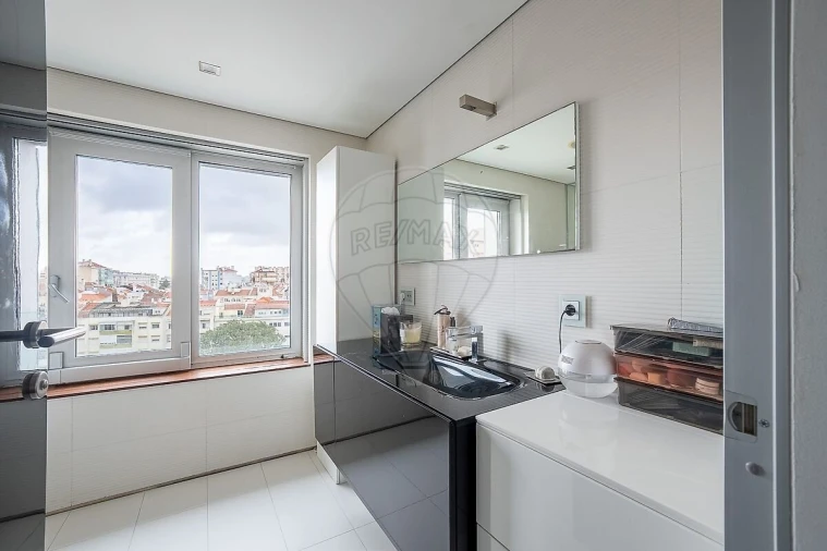 Apartamento T4 para Venda em Avenidas Novas Foto 33