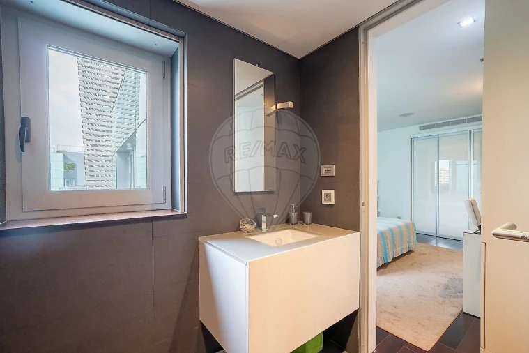 Apartamento T4 para Venda em Avenidas Novas Foto 24