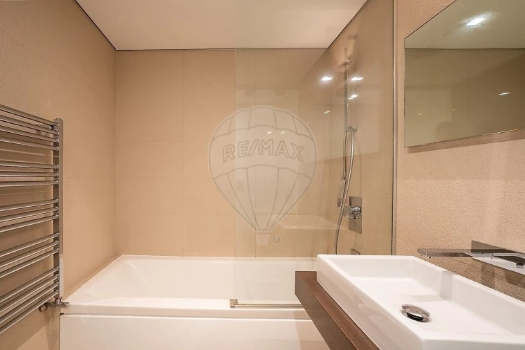 Apartamento T4 para Venda em Avenidas Novas Foto 27