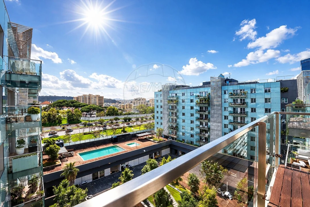 Apartamento T4 para Venda em Avenidas Novas Foto 1