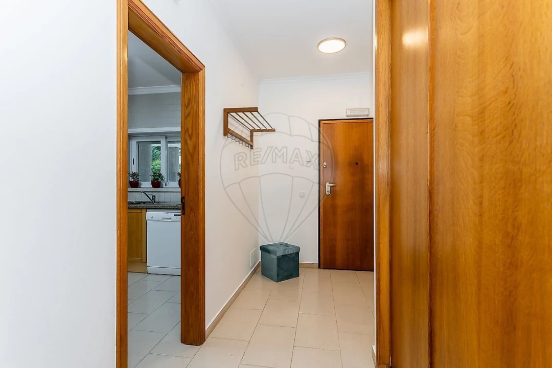Apartamento T3 para Venda em Encarnação Foto 3