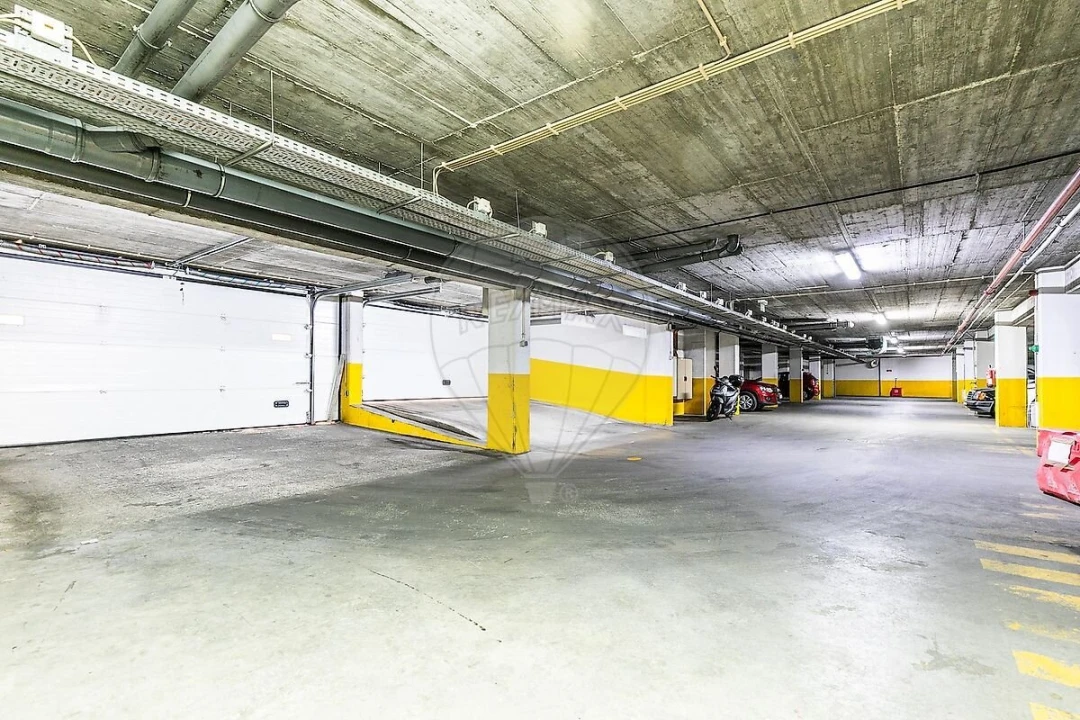 Apartamento T1 para Venda em Misericórdia Foto 19