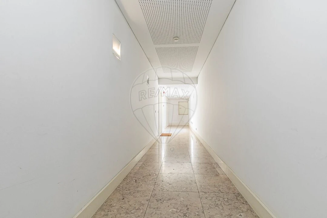 Apartamento T1 para Venda em Misericórdia Foto 16