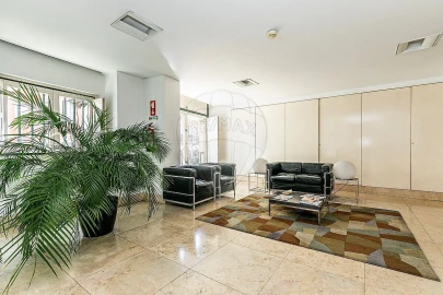 Apartamento T1 para Venda em Misericórdia