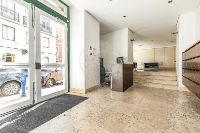 Apartamento T1 para Venda em Misericórdia