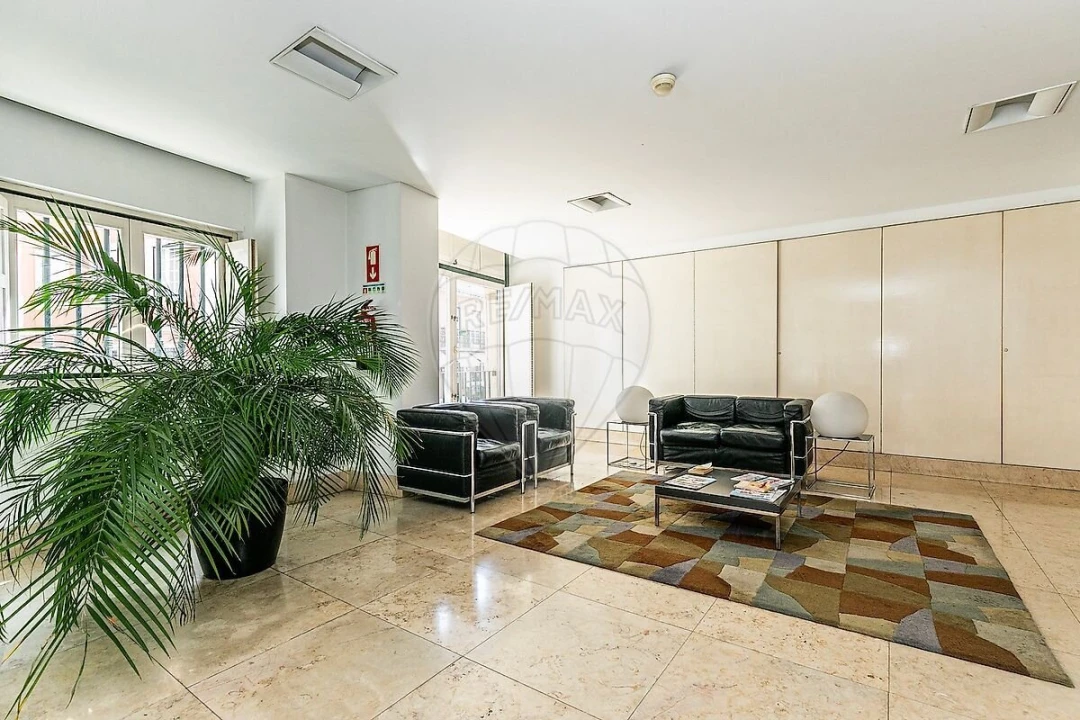 Apartamento T1 para Venda em Misericórdia Foto 17