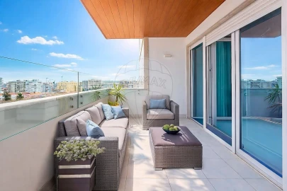 Apartamento T4 para Venda em Alvalade