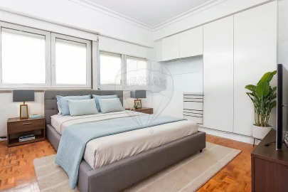 Apartamento T4 para Venda em Alvalade