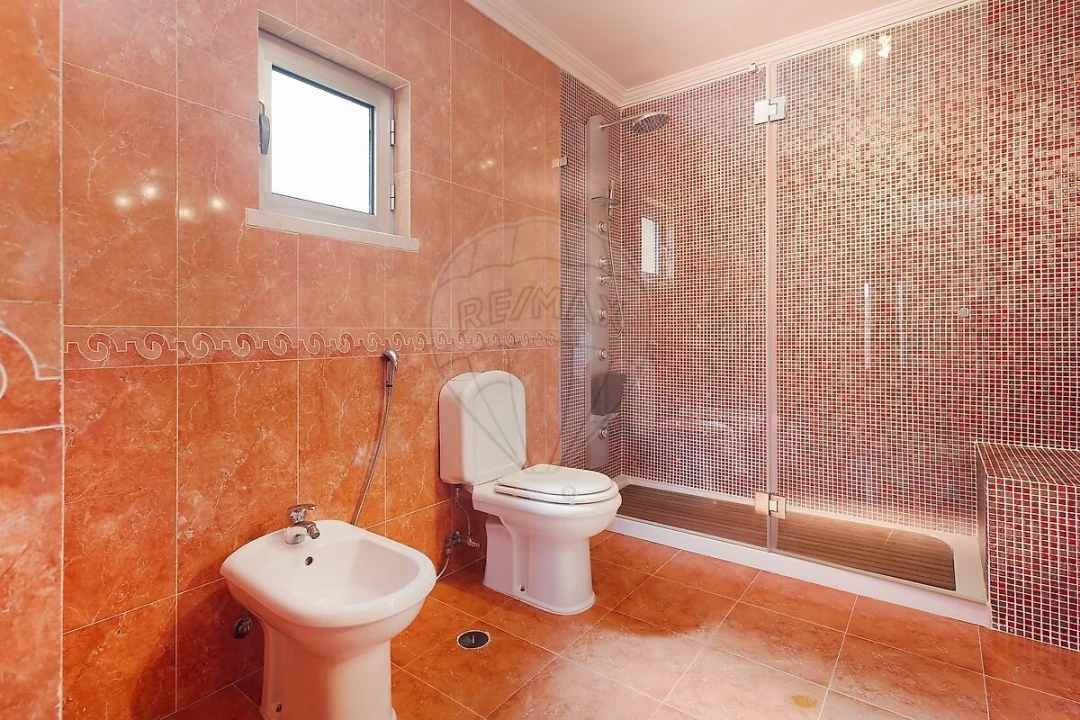 Moradia T4 para Venda em Carvalhal Foto 12