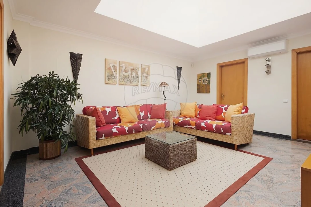 Moradia T4 para Venda em Carvalhal Foto 8