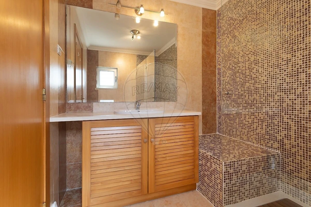 Moradia T4 para Venda em Carvalhal Foto 20