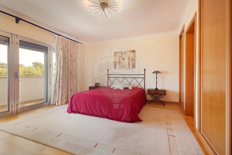 Moradia T4 para Venda em Carvalhal Foto 10