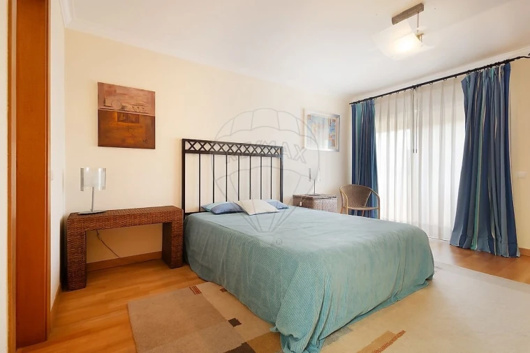 Moradia T4 para Venda em Carvalhal Foto 14