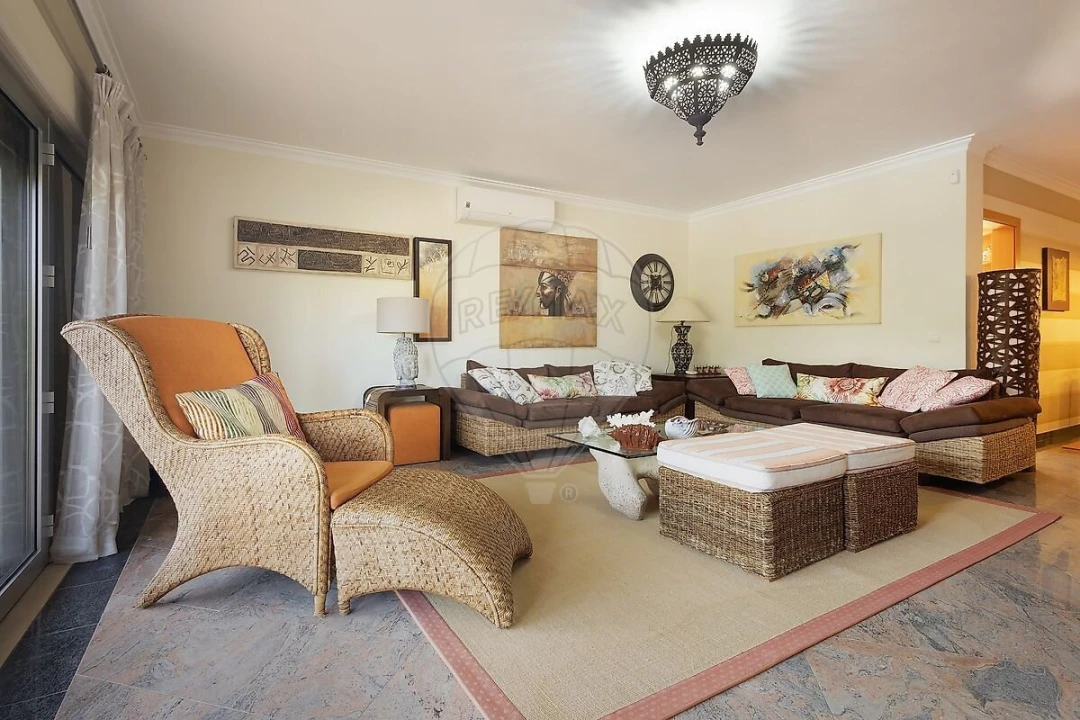 Moradia T4 para Venda em Carvalhal Foto 2