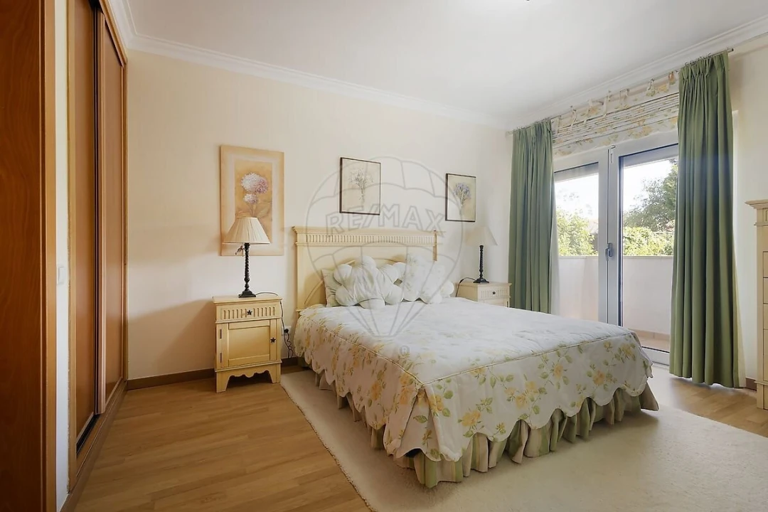 Moradia T4 para Venda em Carvalhal Foto 21