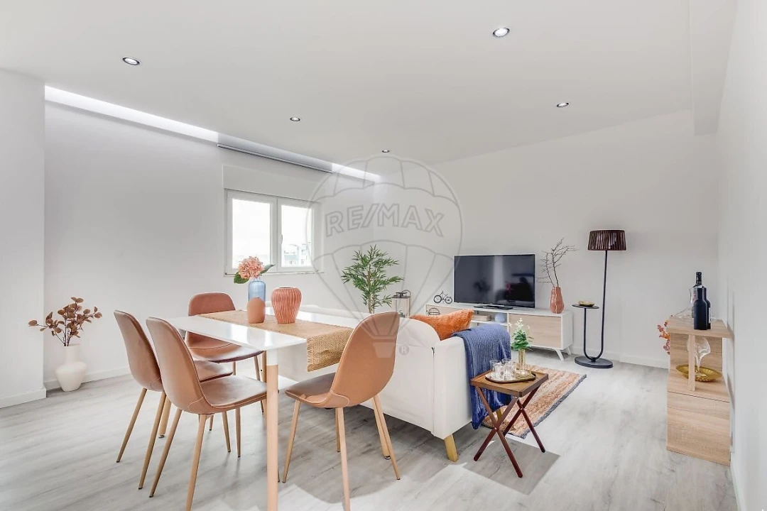 Apartamento T3 para Venda em Águas Livres Foto 3