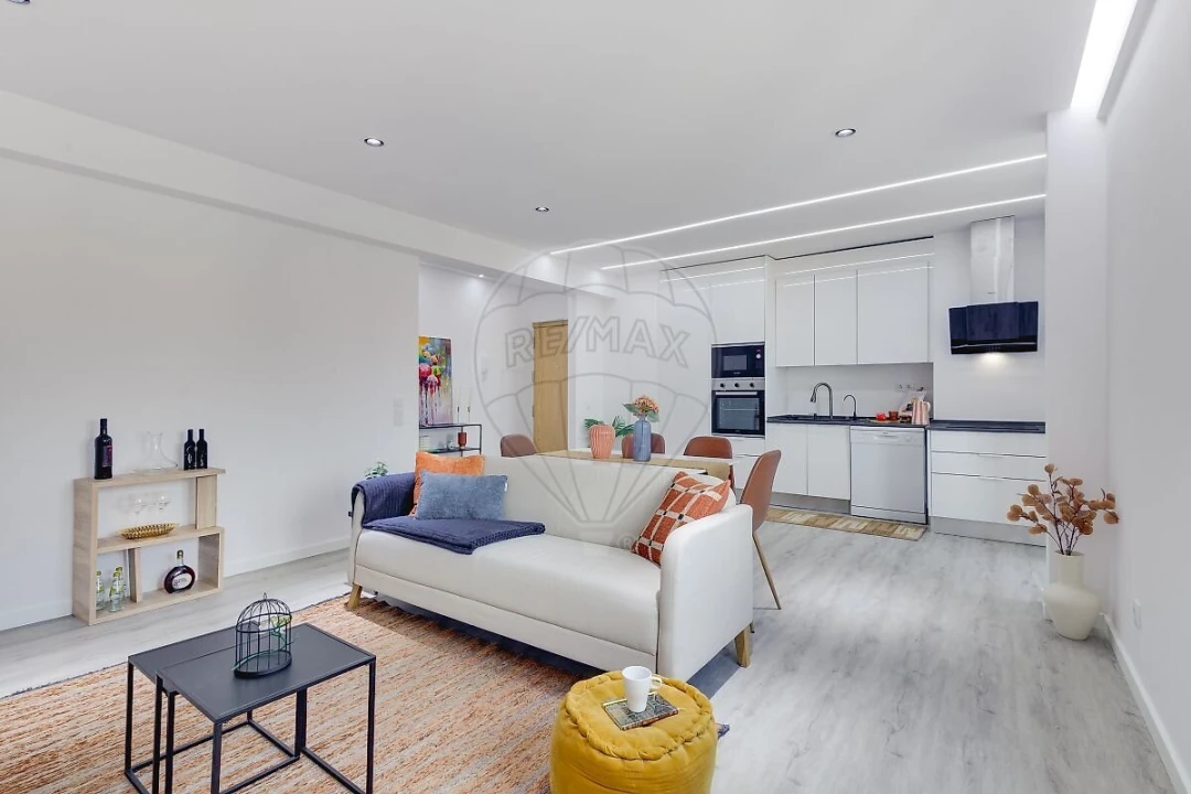 Apartamento T3 para Venda em Águas Livres Foto 6