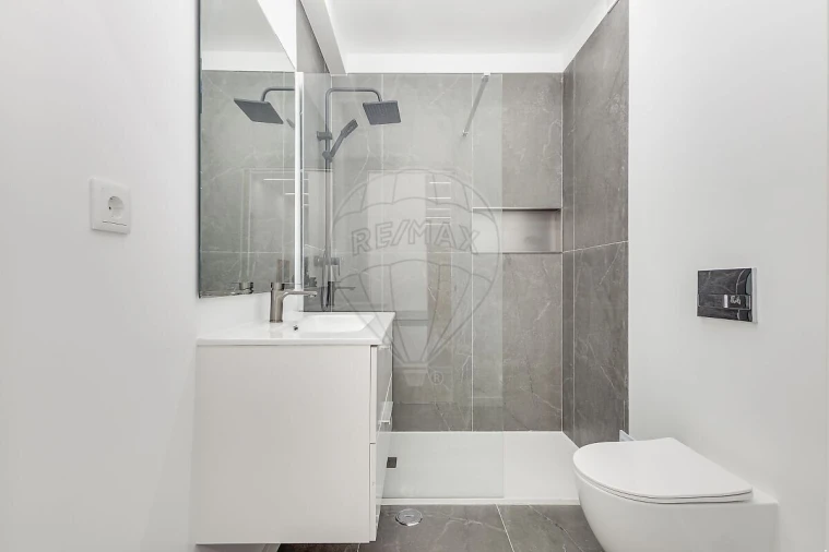 Apartamento T3 para Venda em Águas Livres Foto 22