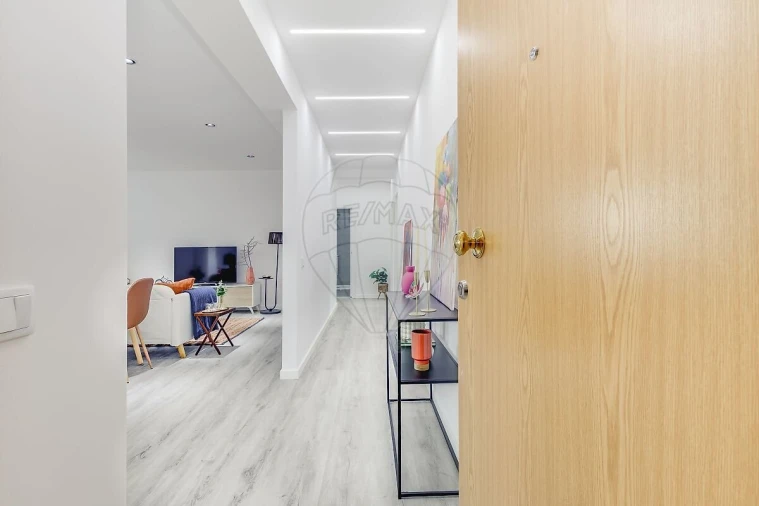 Apartamento T3 para Venda em Águas Livres Foto 2