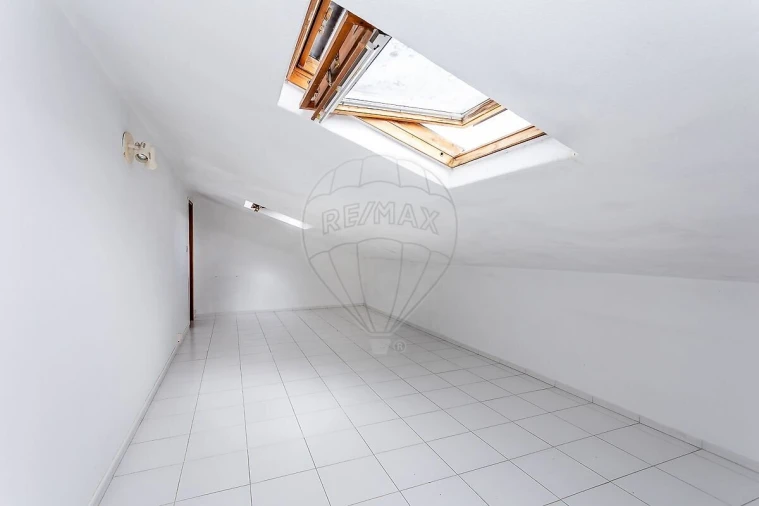 Moradia T4 para Venda em Ericeira Foto 24