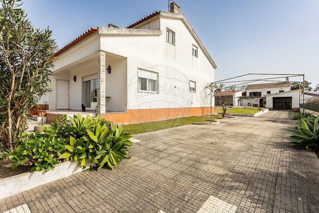 Moradia T4 para Venda em Ericeira Foto 4