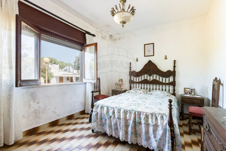 Moradia T4 para Venda em Pinhal Novo Foto 12