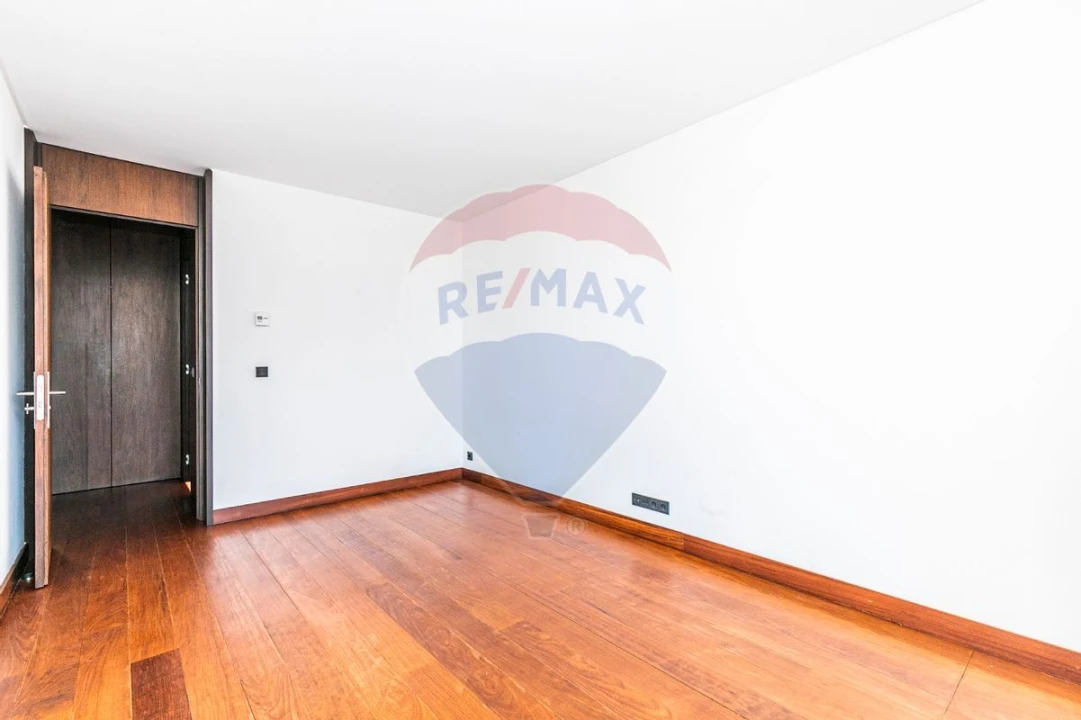 Apartamento T4 para Venda em Belém Foto 25
