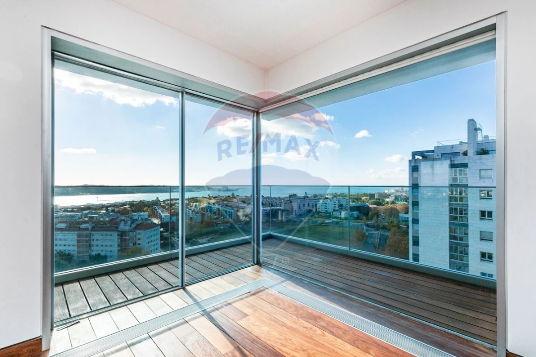 Apartamento T4 para Venda em Belém Foto 7