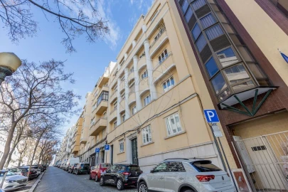 Apartamento T5 para Venda em Santo António