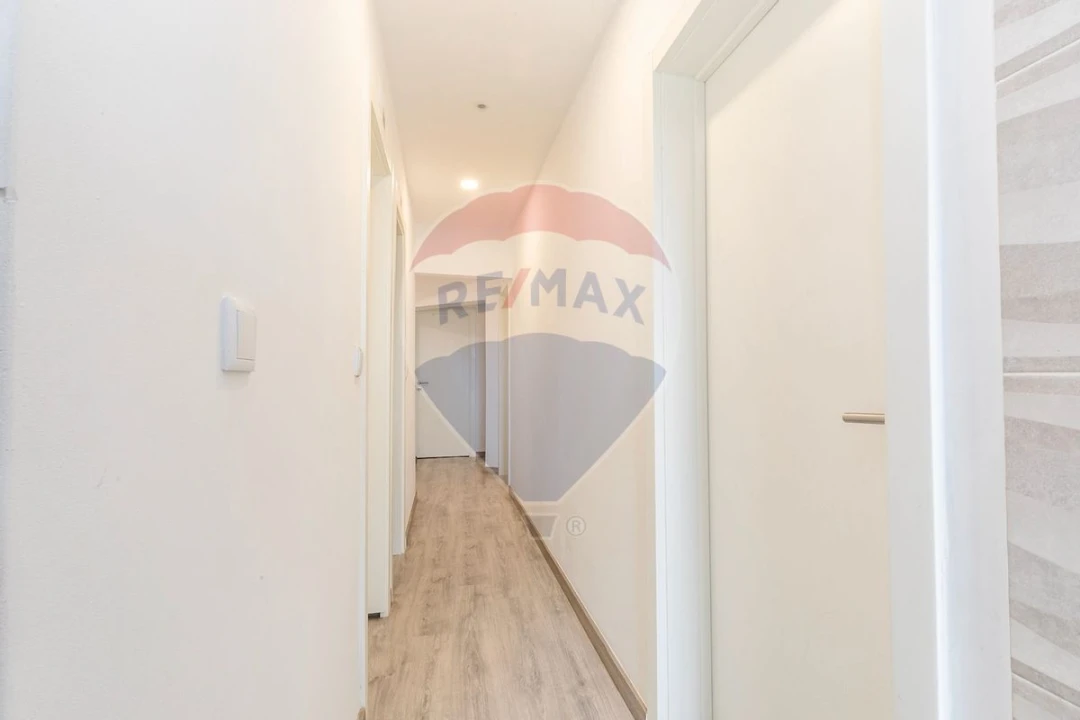 Prédio para Venda em Venteira Foto 26