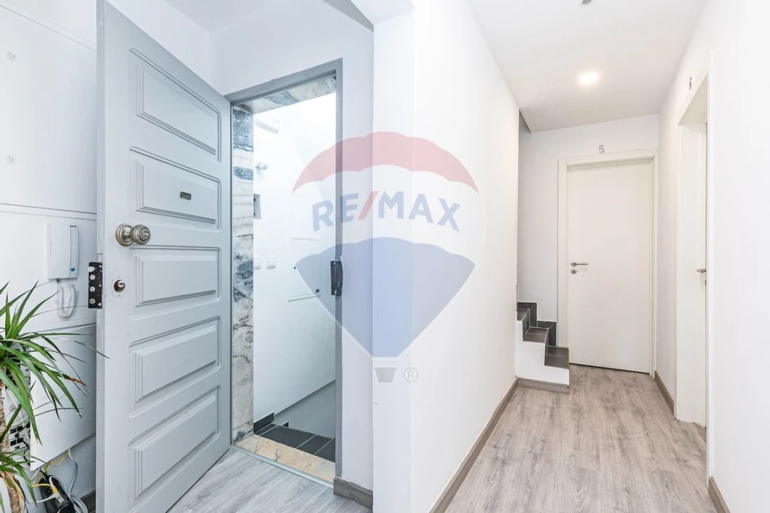 Prédio para Venda em Venteira Foto 12