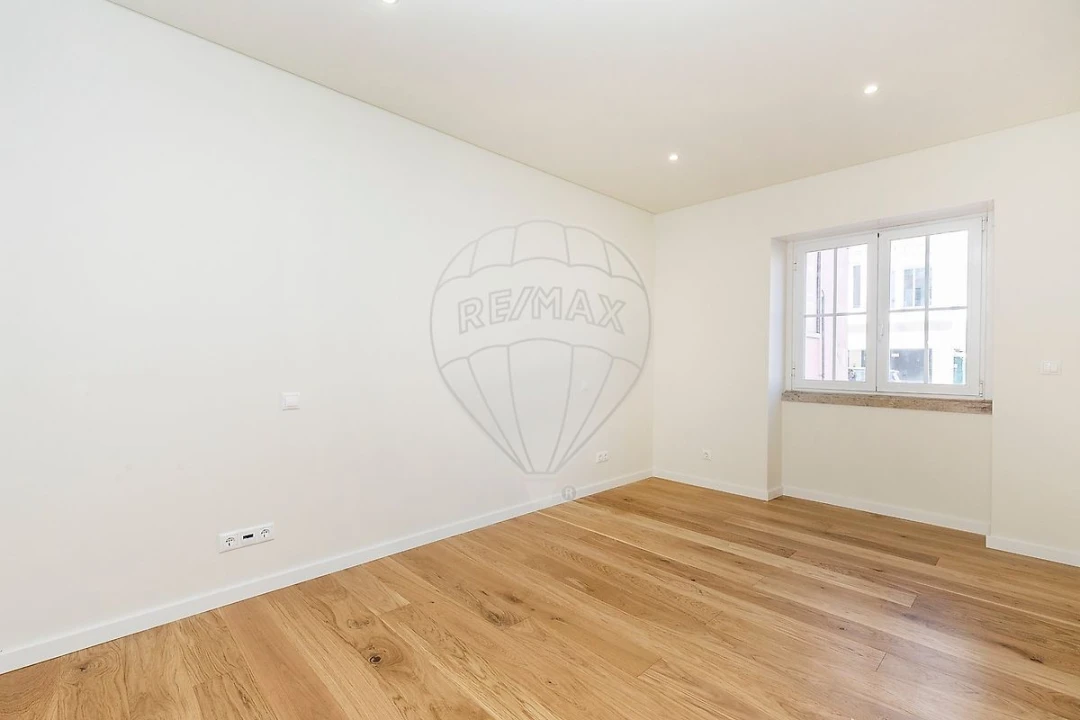 Apartamento T3 para Venda em Alvalade Foto 26