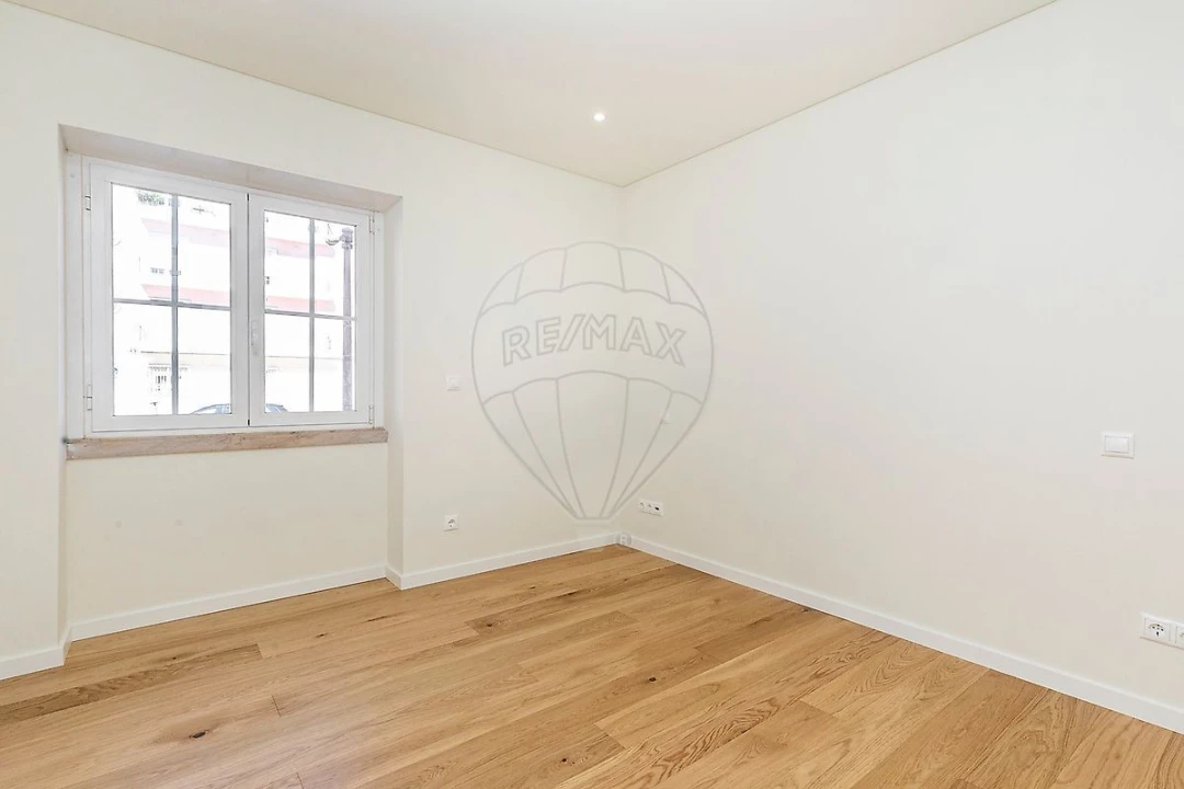 Apartamento T3 para Venda em Alvalade Foto 21