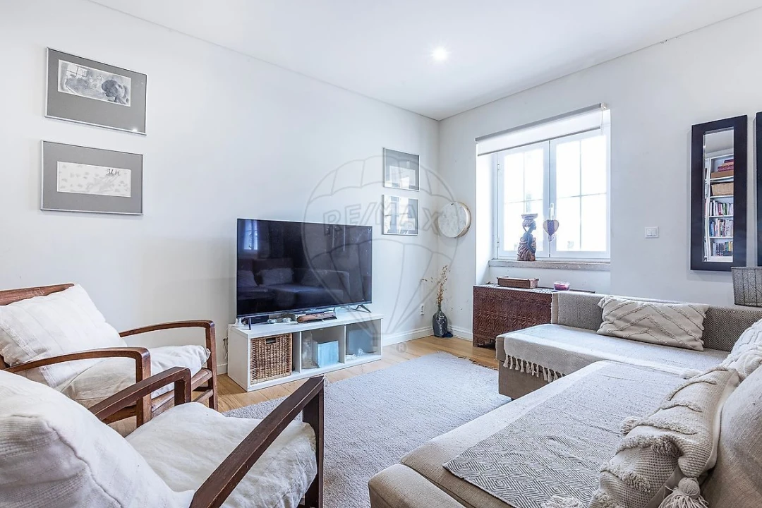 Apartamento T3 para Venda em Alvalade Foto 4