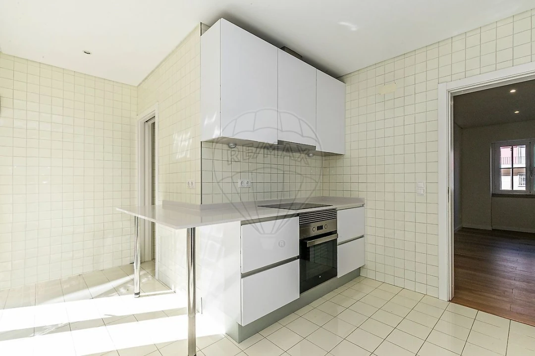 Apartamento T3 para Venda em Alvalade Foto 31