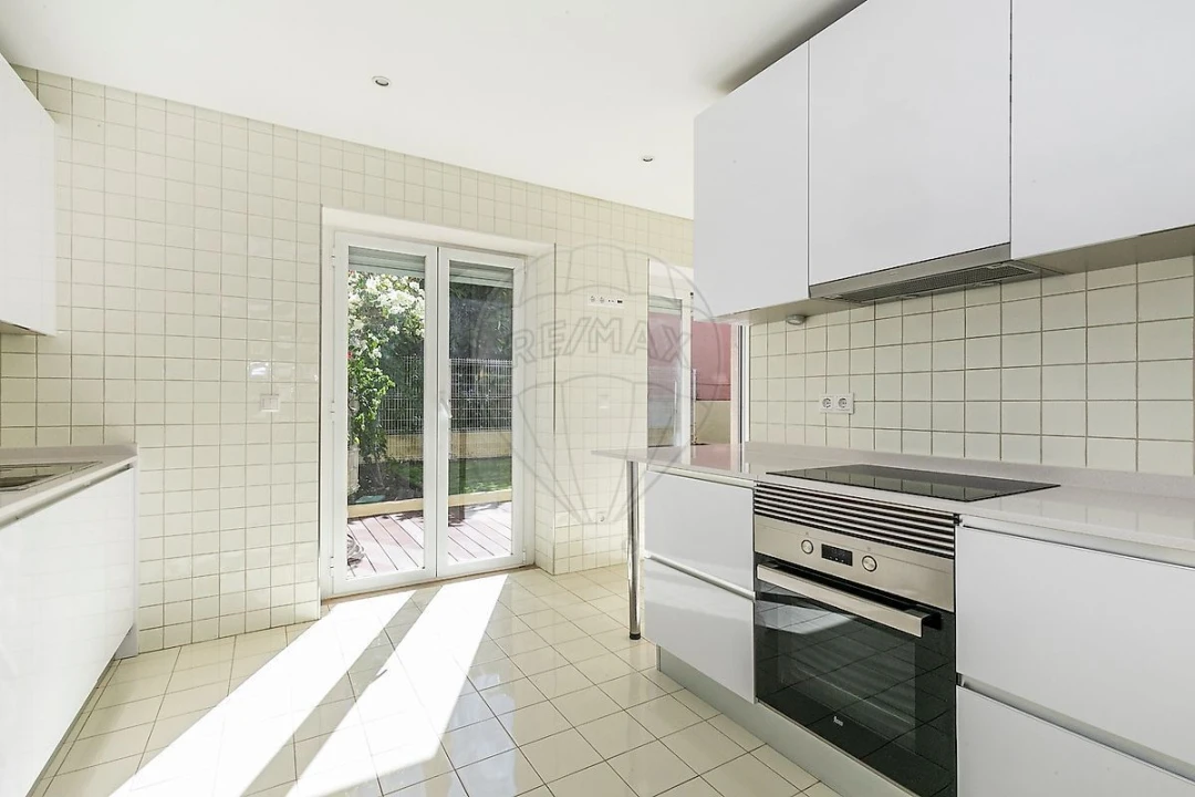 Apartamento T3 para Venda em Alvalade Foto 29