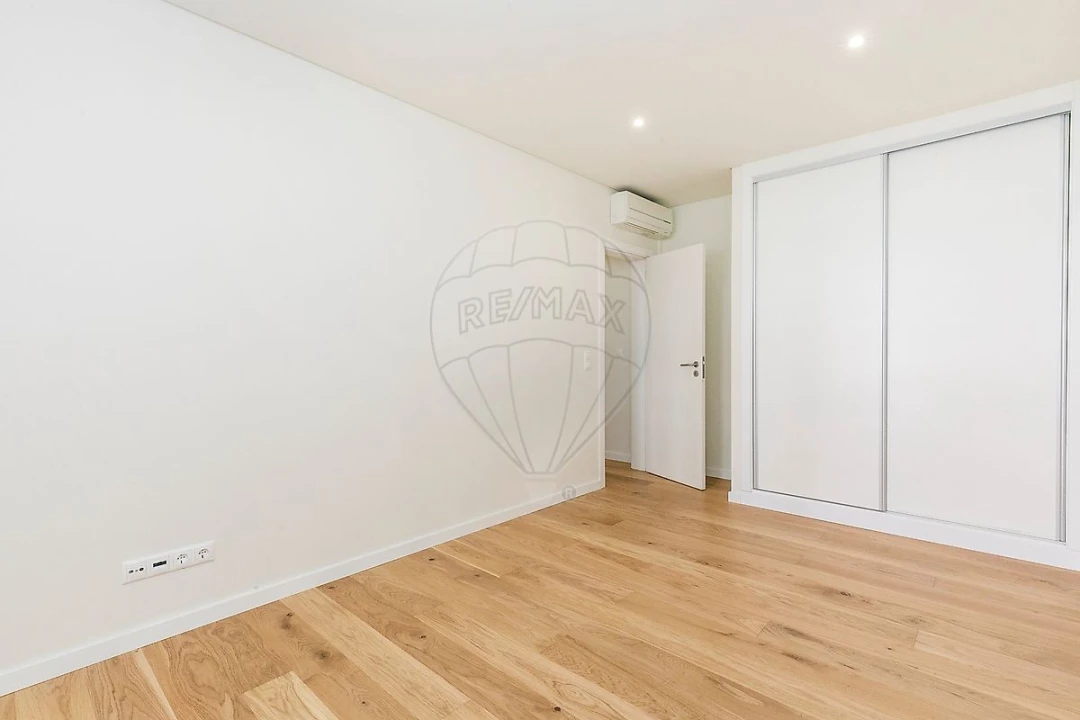 Apartamento T3 para Venda em Alvalade Foto 28