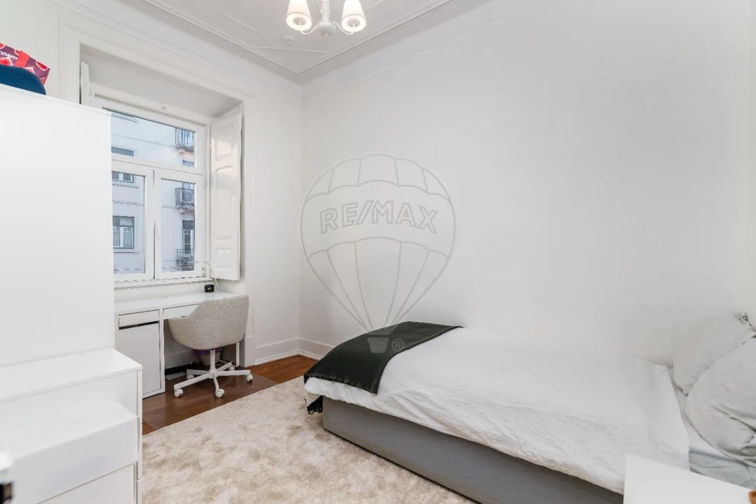 Apartamento T5 para Venda em Arroios Foto 8