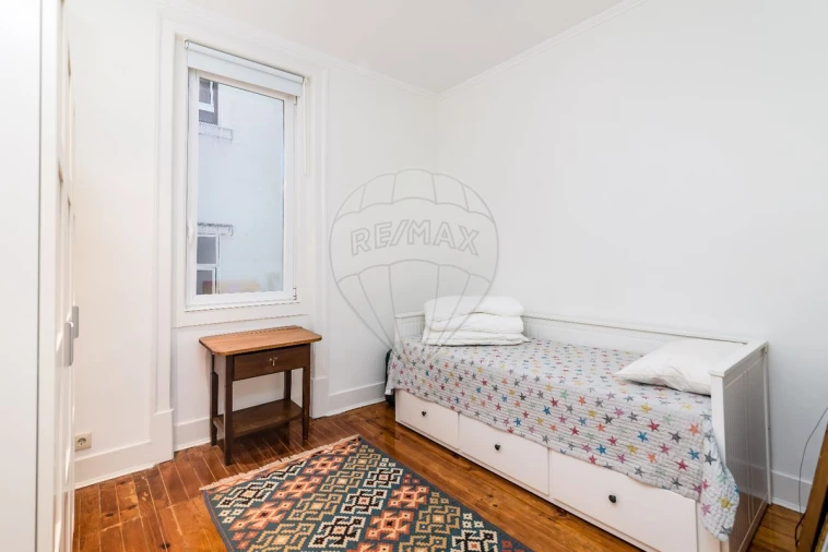 Apartamento T5 para Venda em Arroios Foto 11