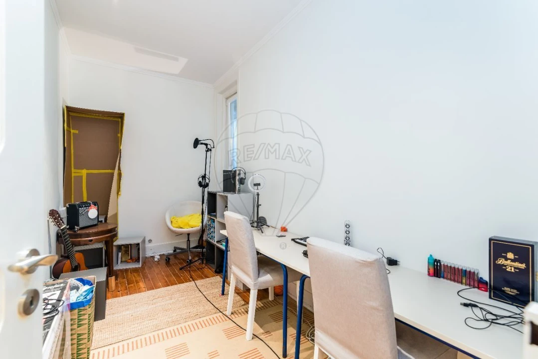 Apartamento T5 para Venda em Arroios Foto 15