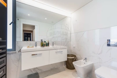 Apartamento T4 para Venda em Lumiar