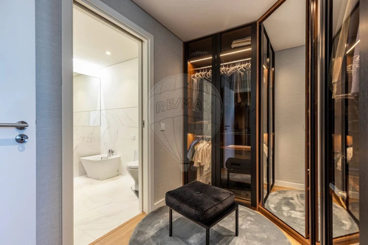 Apartamento T4 para Venda em Lumiar Foto 15