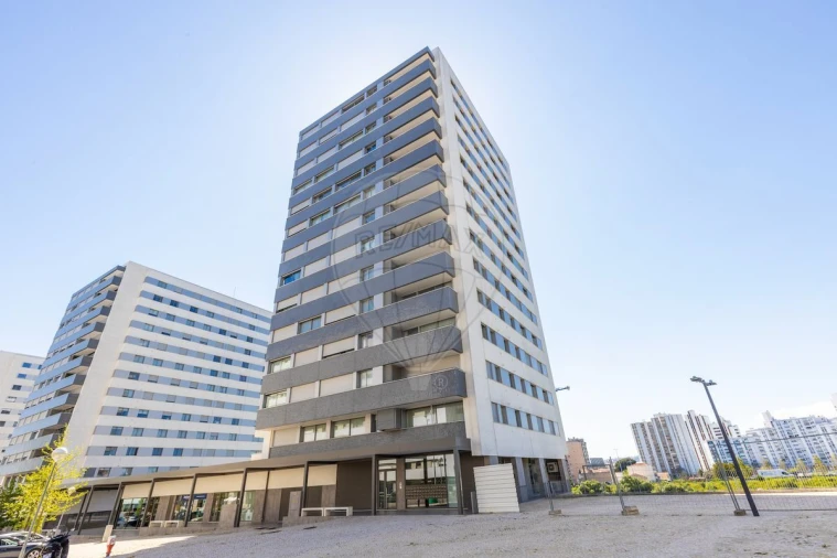 Apartamento T4 para Venda em Lumiar Foto 35